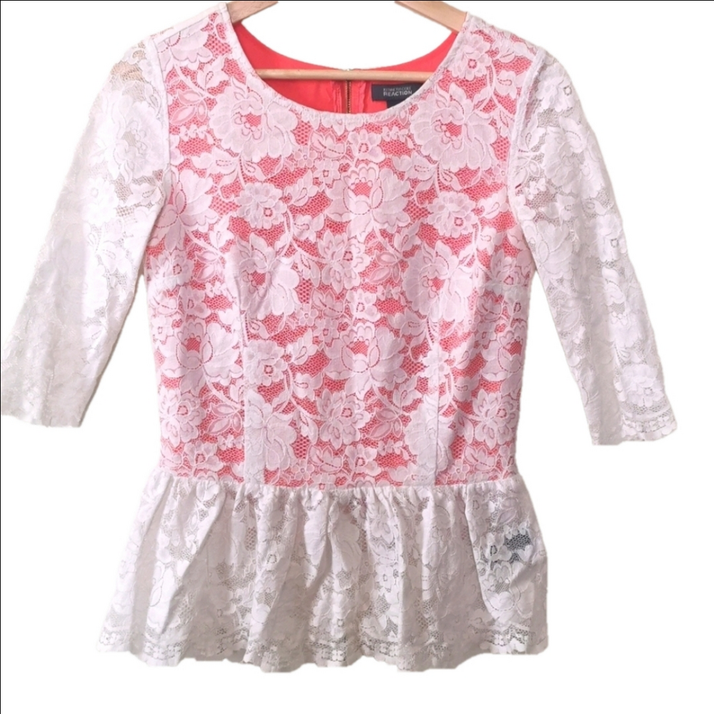 EUC spring lace top by Kenneth Cole Reaction romance feminine size XS